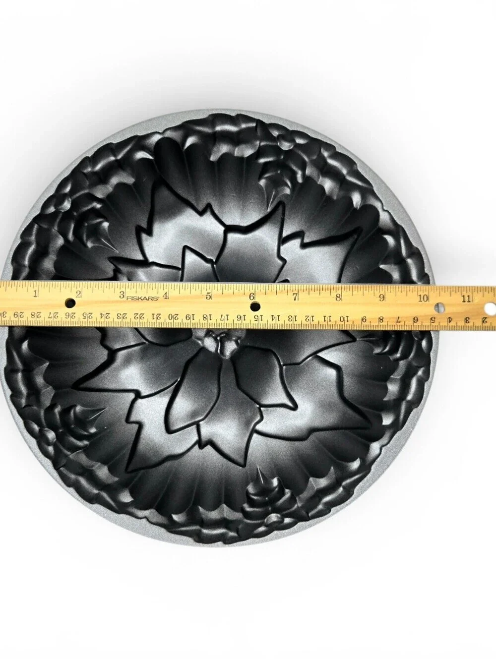 Nordic Ware Poinsettia Cake Pan.